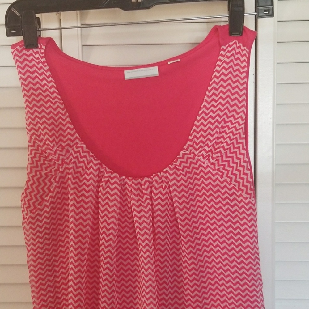 Sleeveless shells - Picture 3 of 5